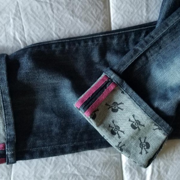 7 FOR ALL MANKIND SKULL DETAIL CROP/CAPRI JEANS 26 - Picture 2 of 8